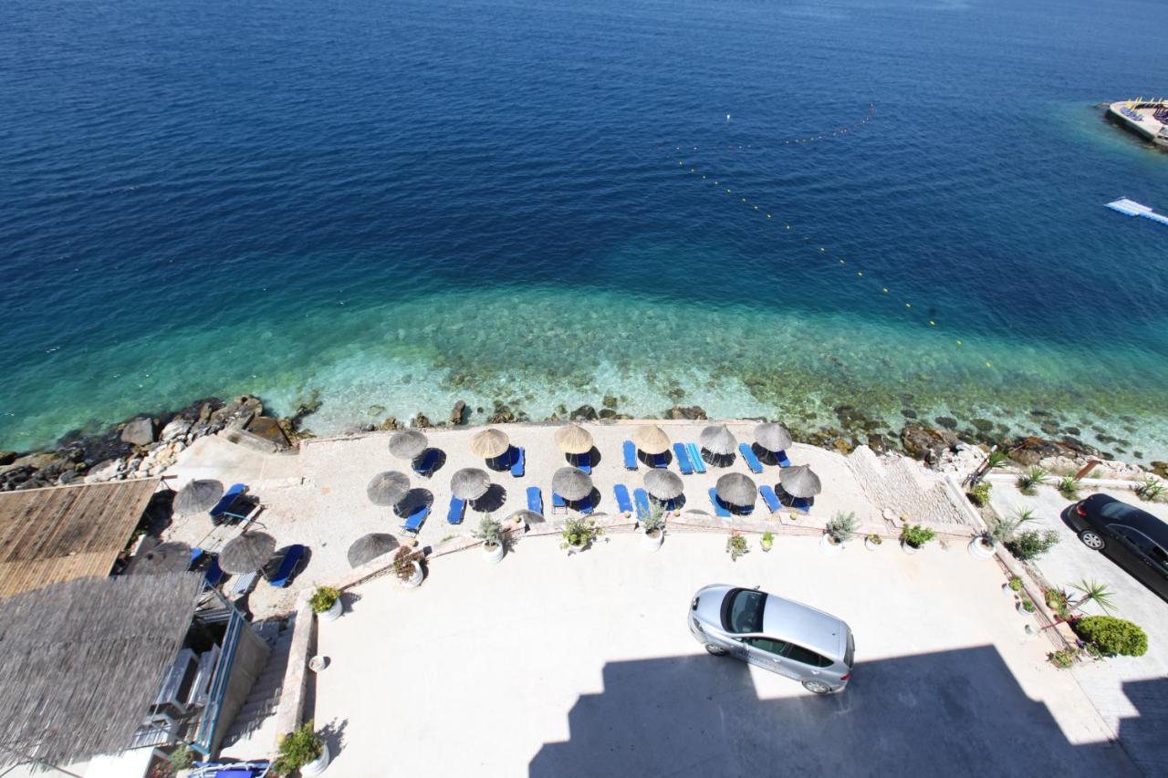 Blue Bay Hotel Саранде Екстериор снимка