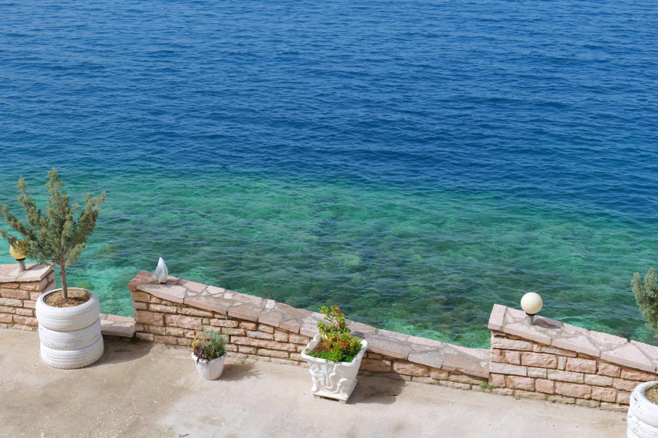 Blue Bay Hotel Саранде Екстериор снимка