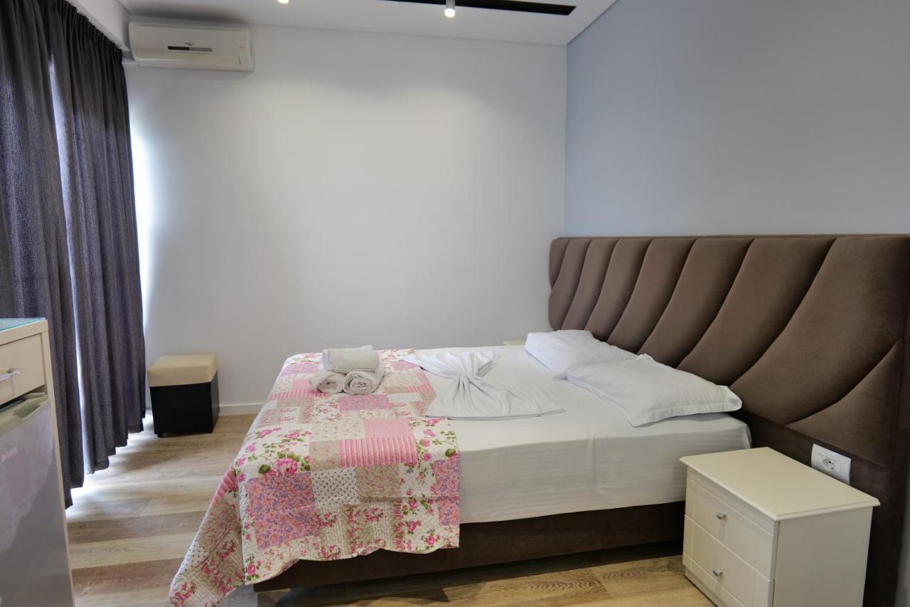 Blue Bay Hotel Саранде Екстериор снимка