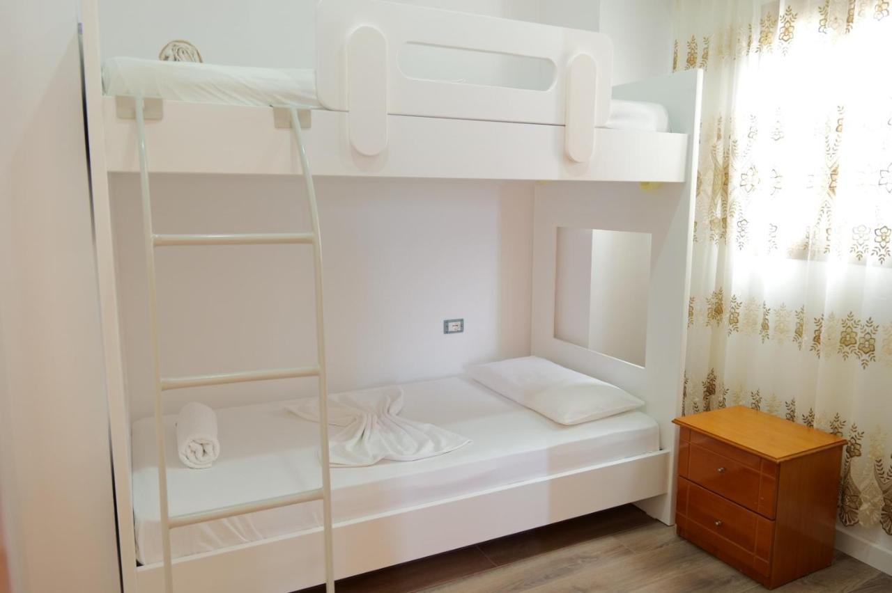 Blue Bay Hotel Саранде Екстериор снимка
