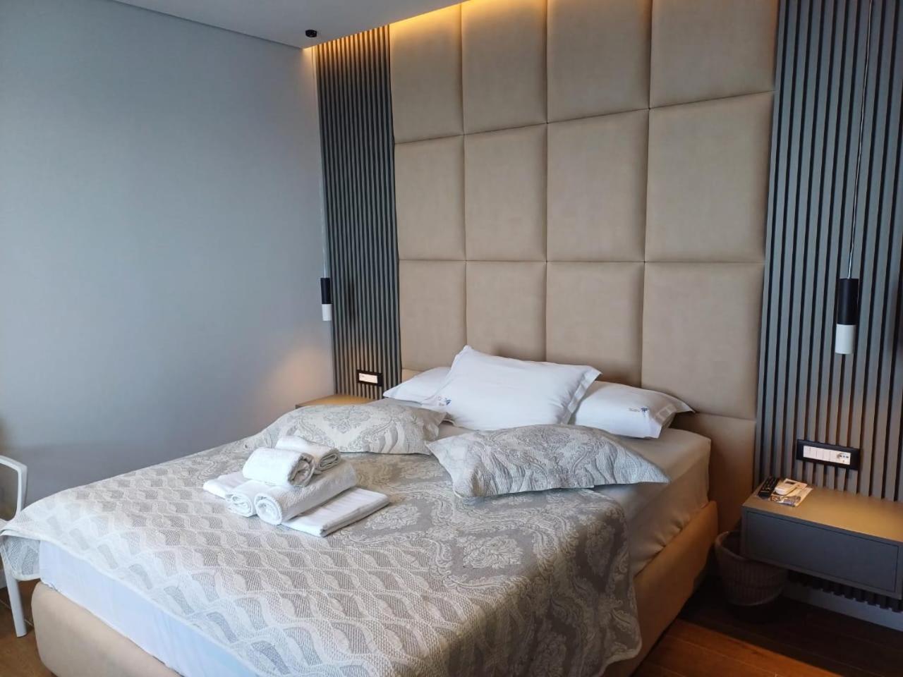 Blue Bay Hotel Саранде Екстериор снимка