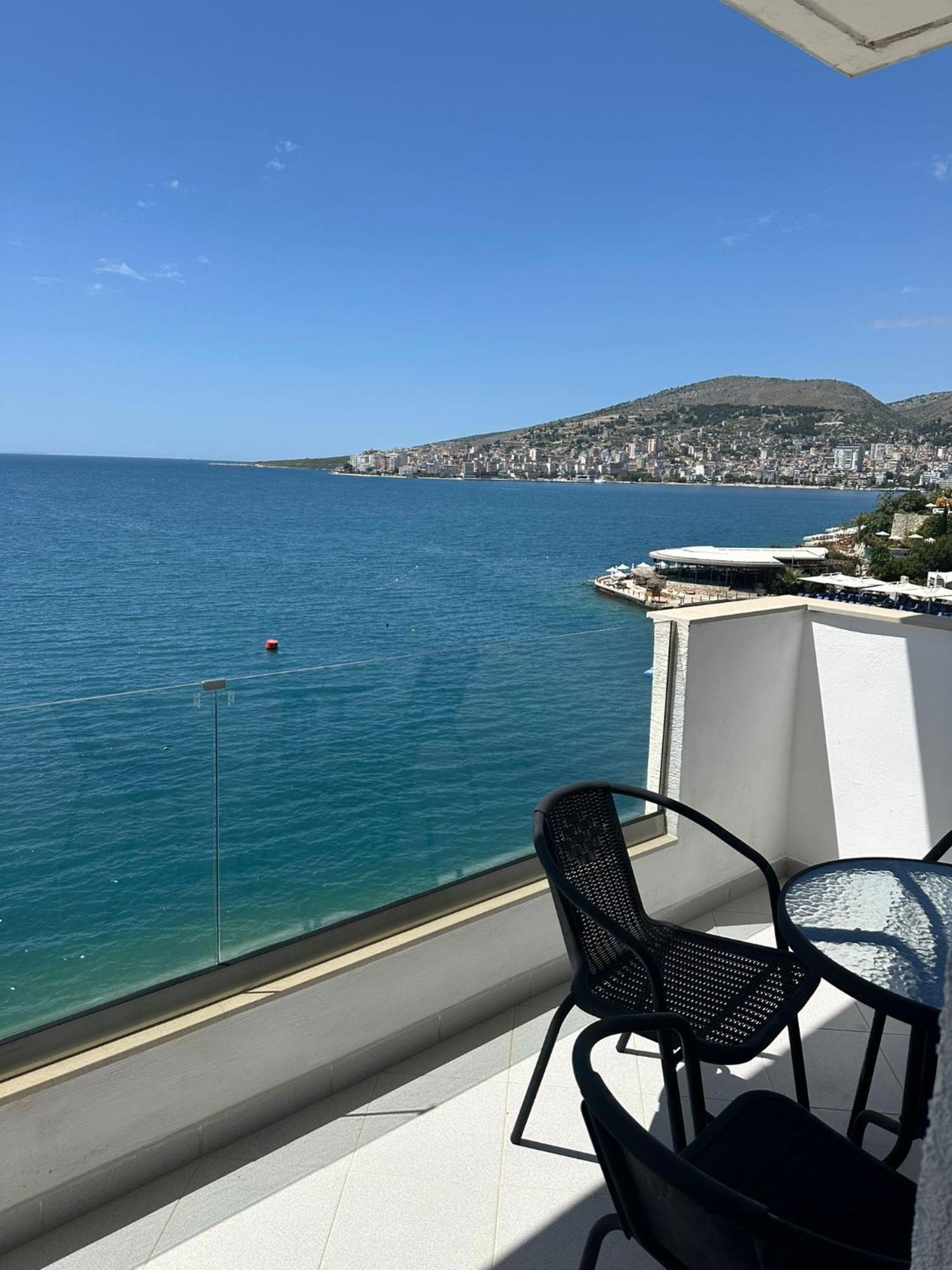 Blue Bay Hotel Саранде Екстериор снимка