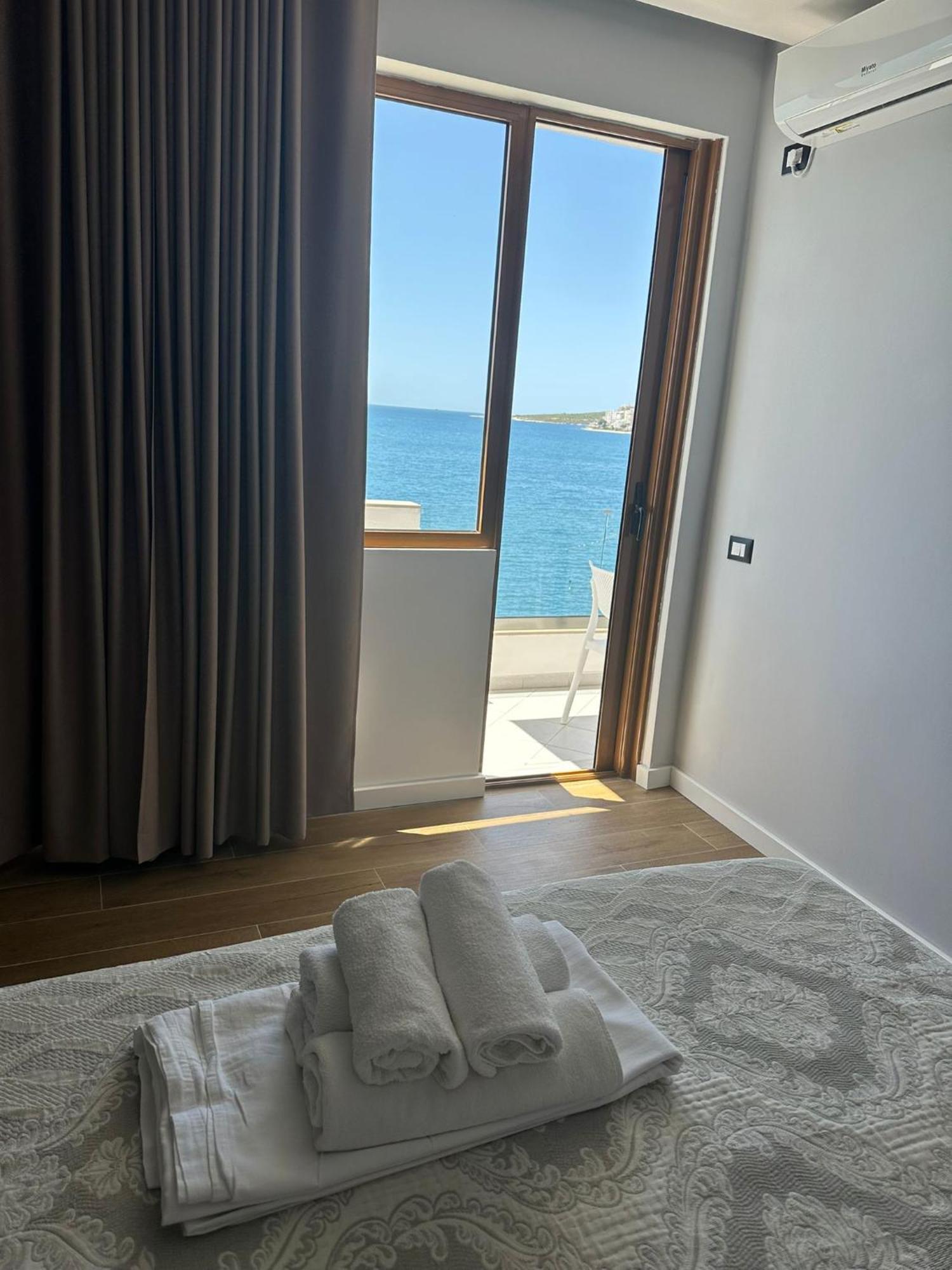Blue Bay Hotel Саранде Екстериор снимка